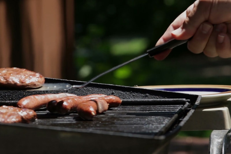Video - Energy Saving Tip 1 - Hot dogs on the grill.